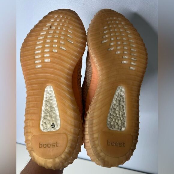 Adidas Yeezy Boost 350 V2 Clay Size Mens 11 Sneakers Shoes EG7490 - Picture 5 of 7